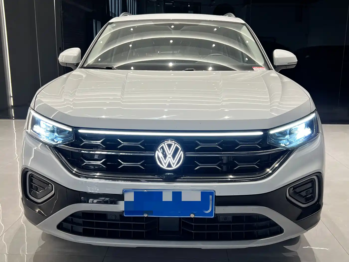 Volkswagen Tayron 2023 330TSI 2WD Luxury Plus Advanced Edition фото 2