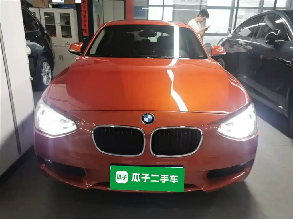 BMW 1 Series (Import) 2013 Facelift 118i Leading Model фото 3