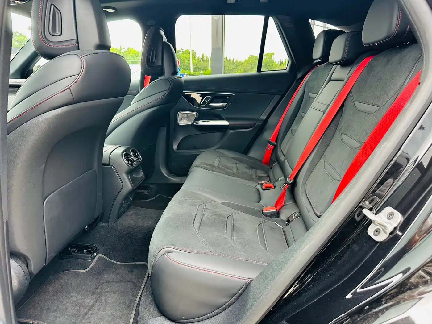 Mercedes-Benz GLC AMG 2025 AMG GLC 43 4MATIC фото 10