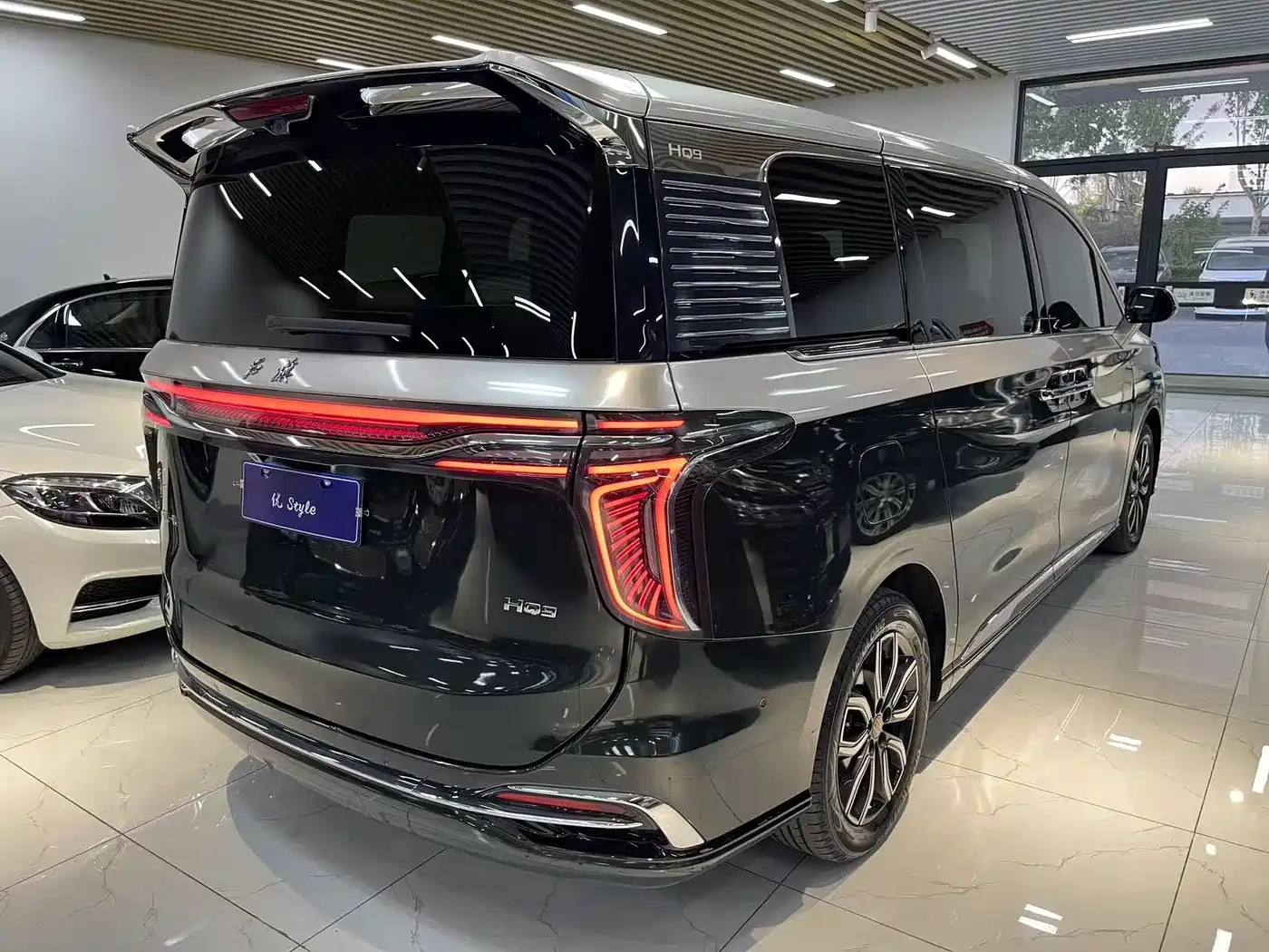 Hongqi HQ9 2023 2.0T Smart Connect Flagship фото 3
