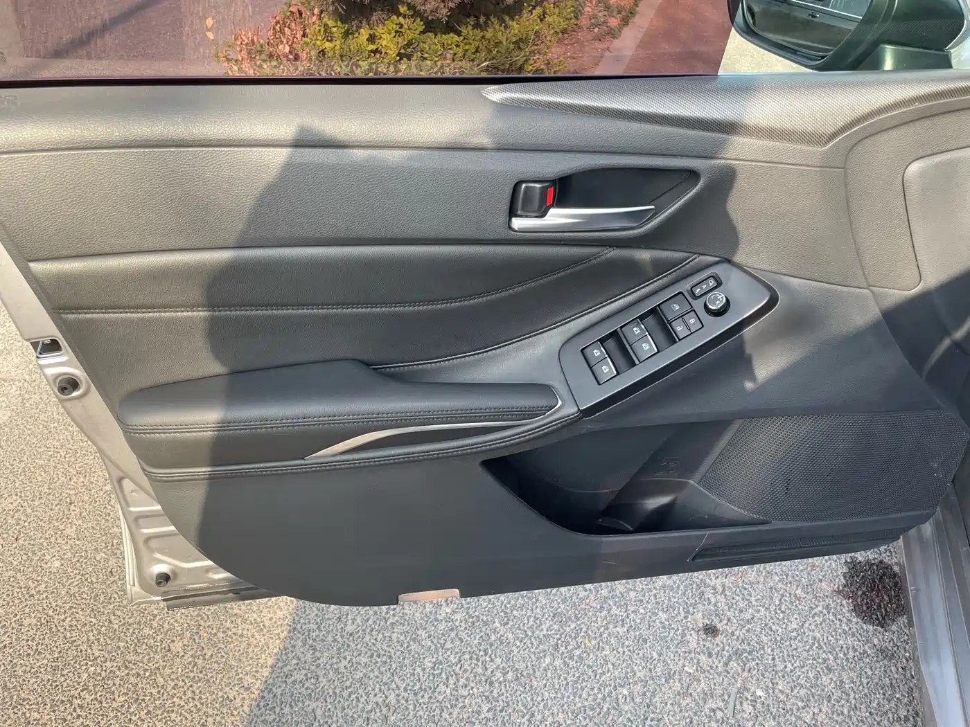 Toyota Avalon 2019 Hybrid 2.5L Luxury Edition China VI фото 14