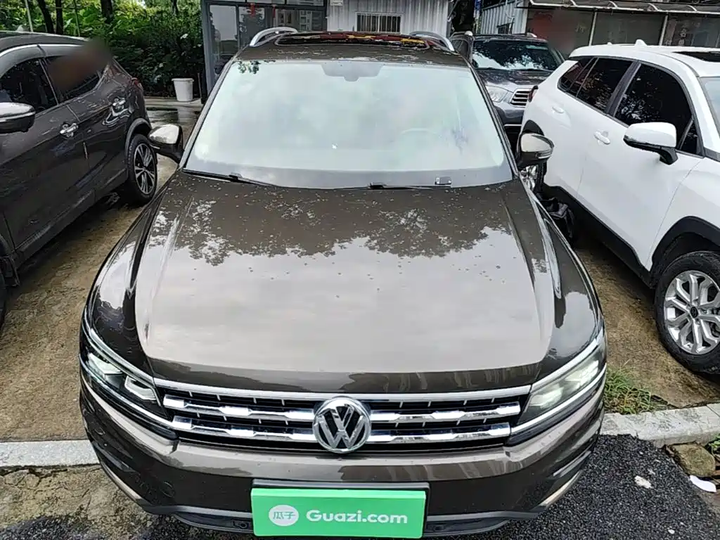 صورة 3 - Volkswagen Tiguan L