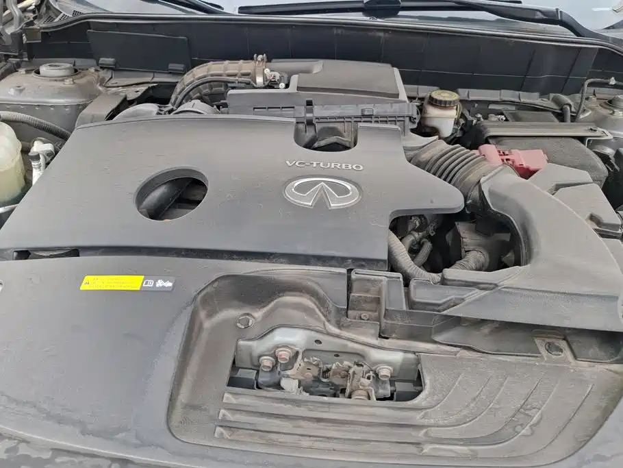 Photo 10 - Infiniti QX50