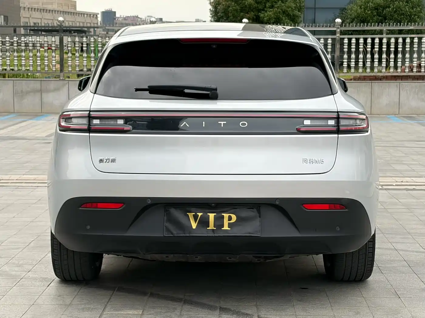 AITO Wenjie AITO M5 2024 Extended Range Max RWD Advanced Smart Driving Edition фото 4