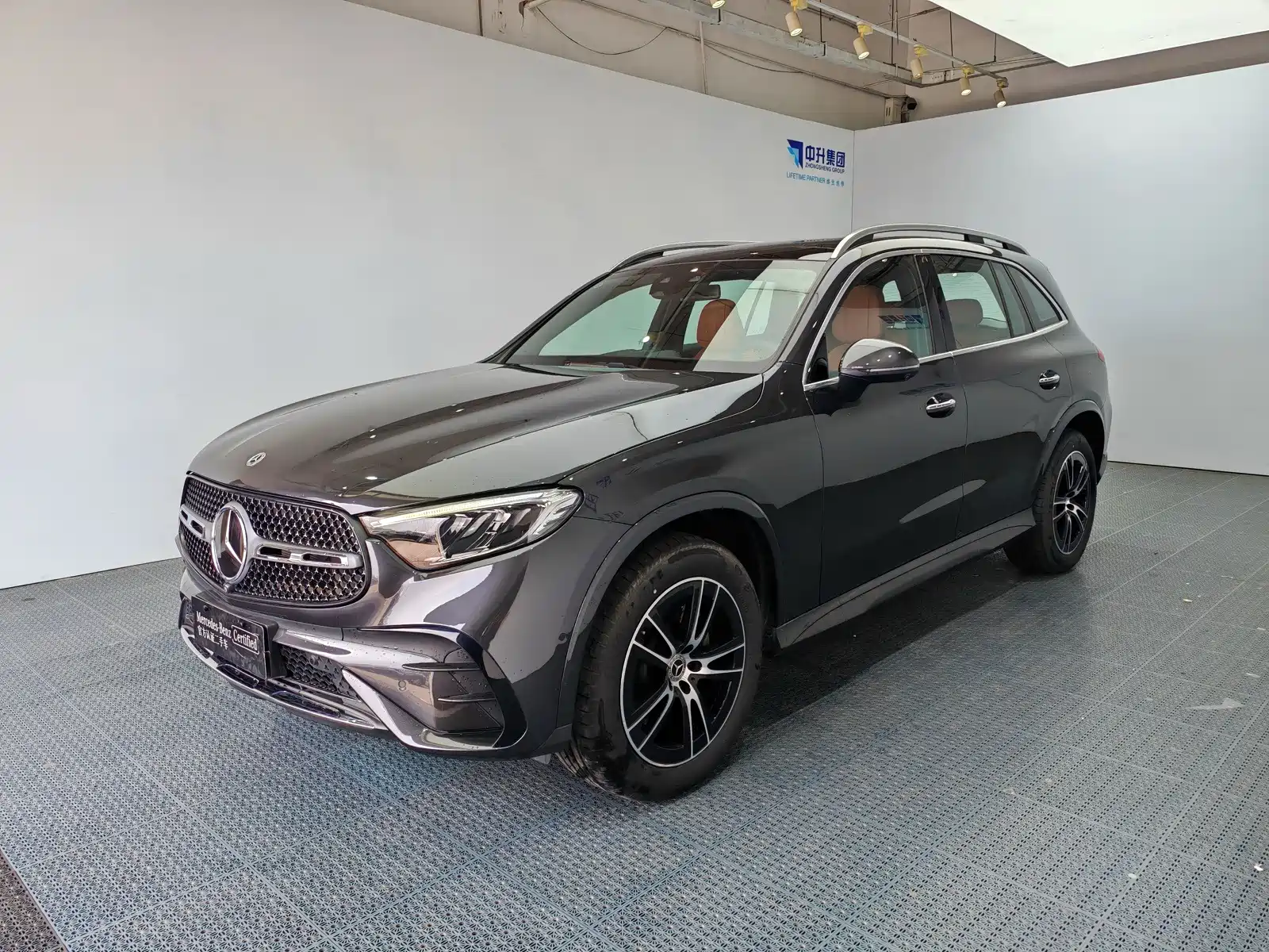 Фото 1 - Mercedes-Benz GLC