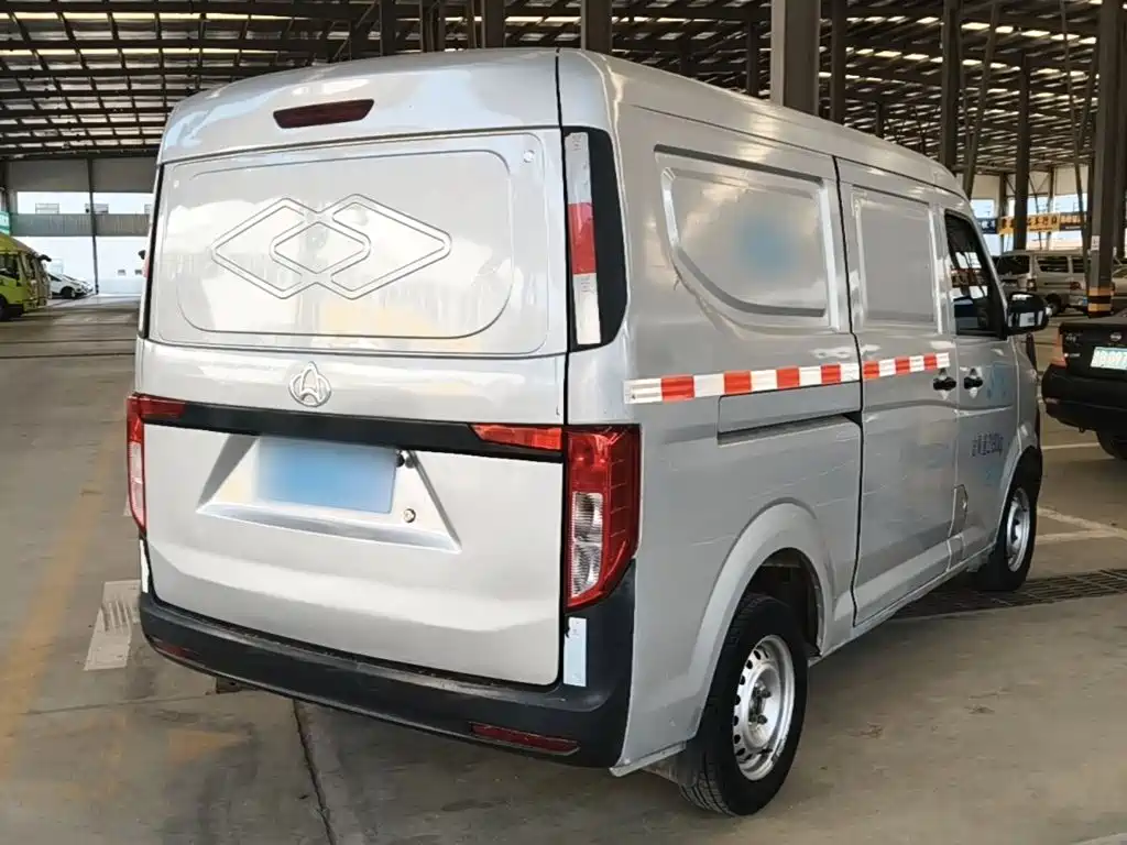 Changan Kuayue Kuayuexing V3 2023 2022 1.5L Gasoline Enjoyment 2-seat Van JL473QH