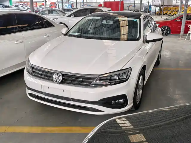 VOLKSWAGEN LINGDU