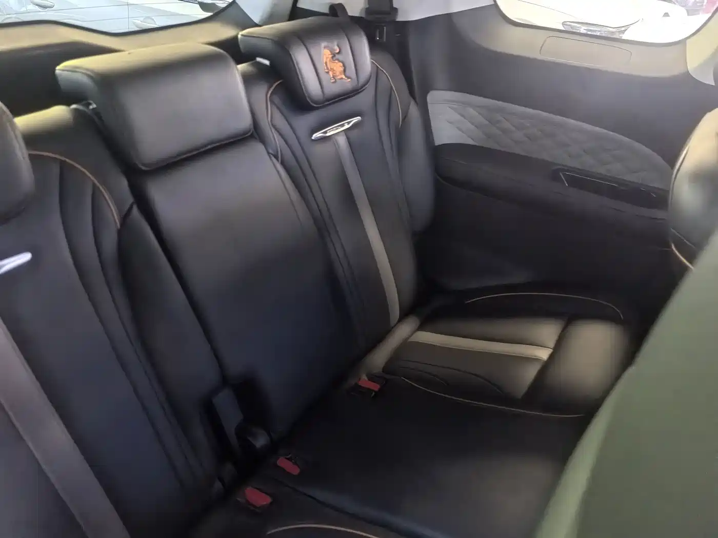 Dongfeng Fengxing Fengxing Yacht 2023 2023 1.5T DCT Starlight Luxury