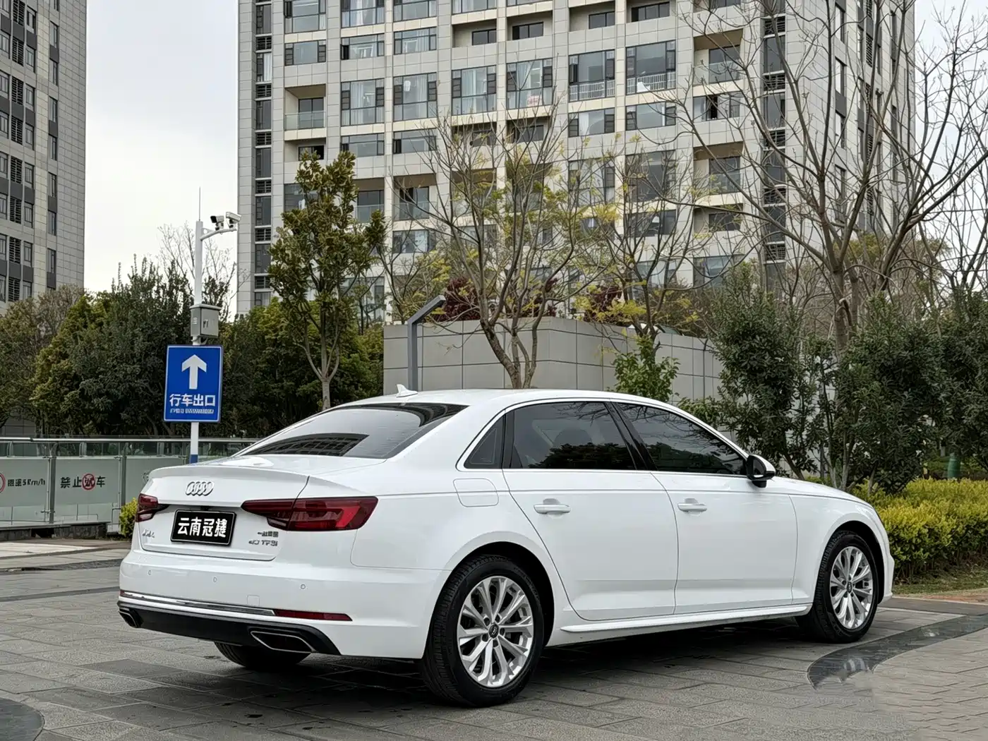 Audi A4L 2019 40 TFSI Progressive (China V) фото 5
