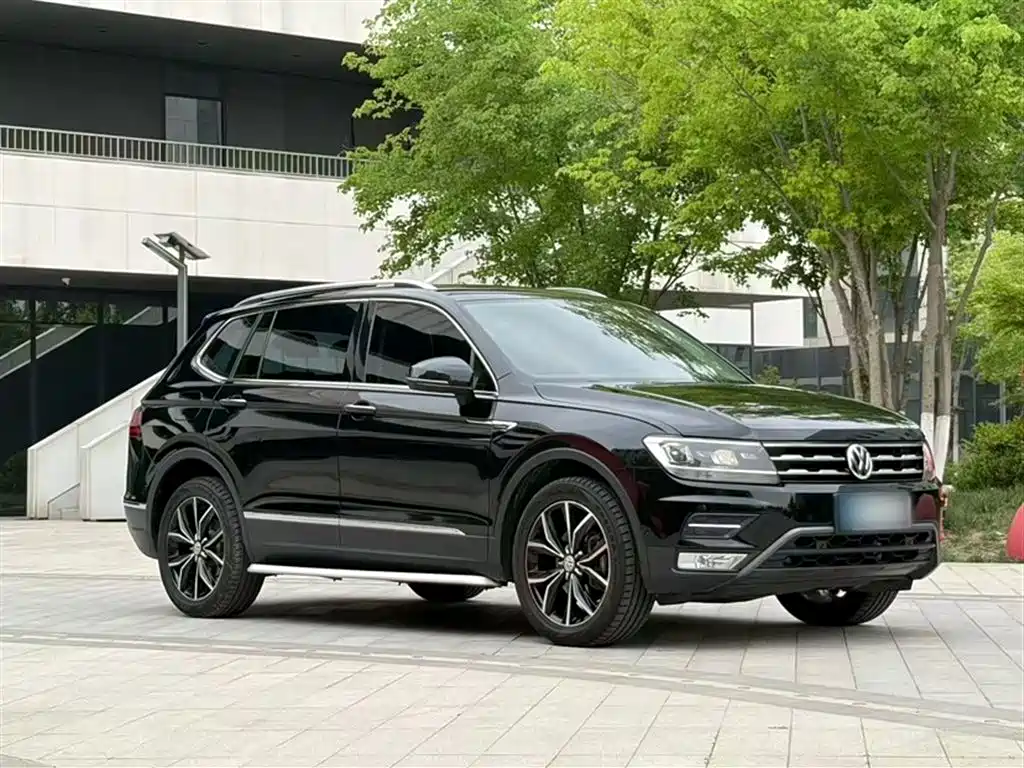 Volkswagen Tiguan L 2019 330TSI Auto 2WD Smart Luxury Edition China V фото 5