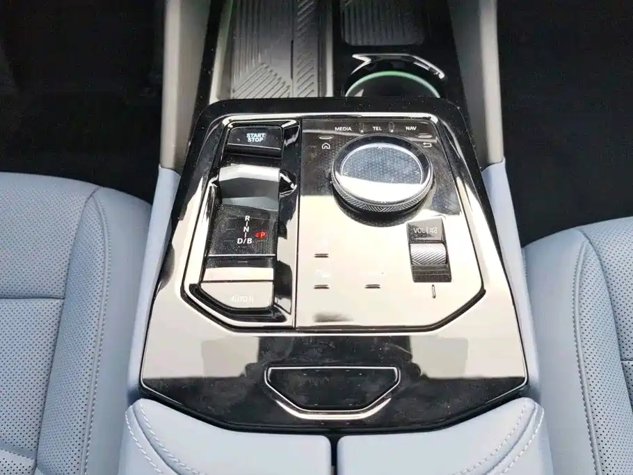 BMW i5 2026 2025 eDrive 40L M Sport Package