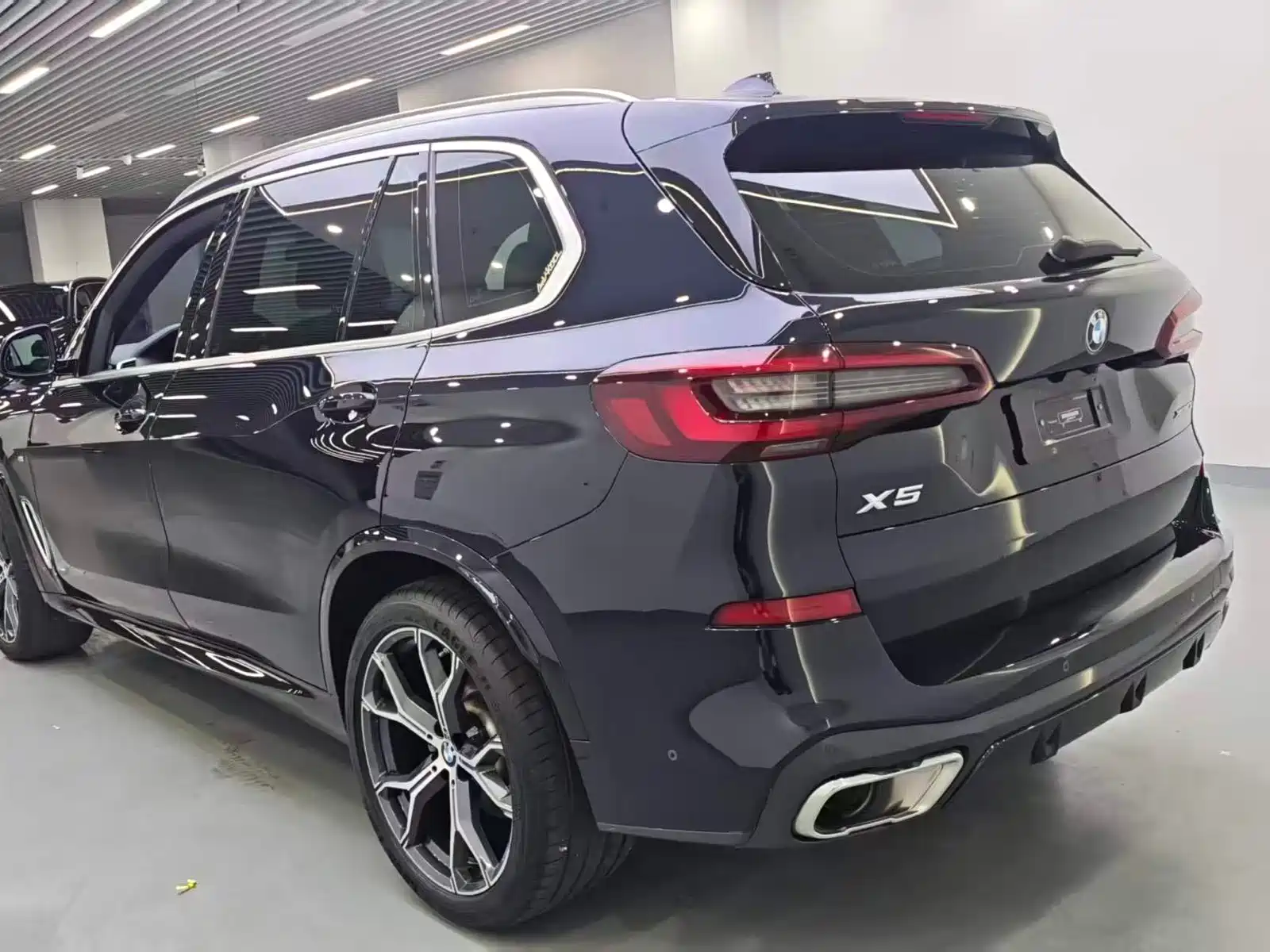 Photo 7 - BMW X5