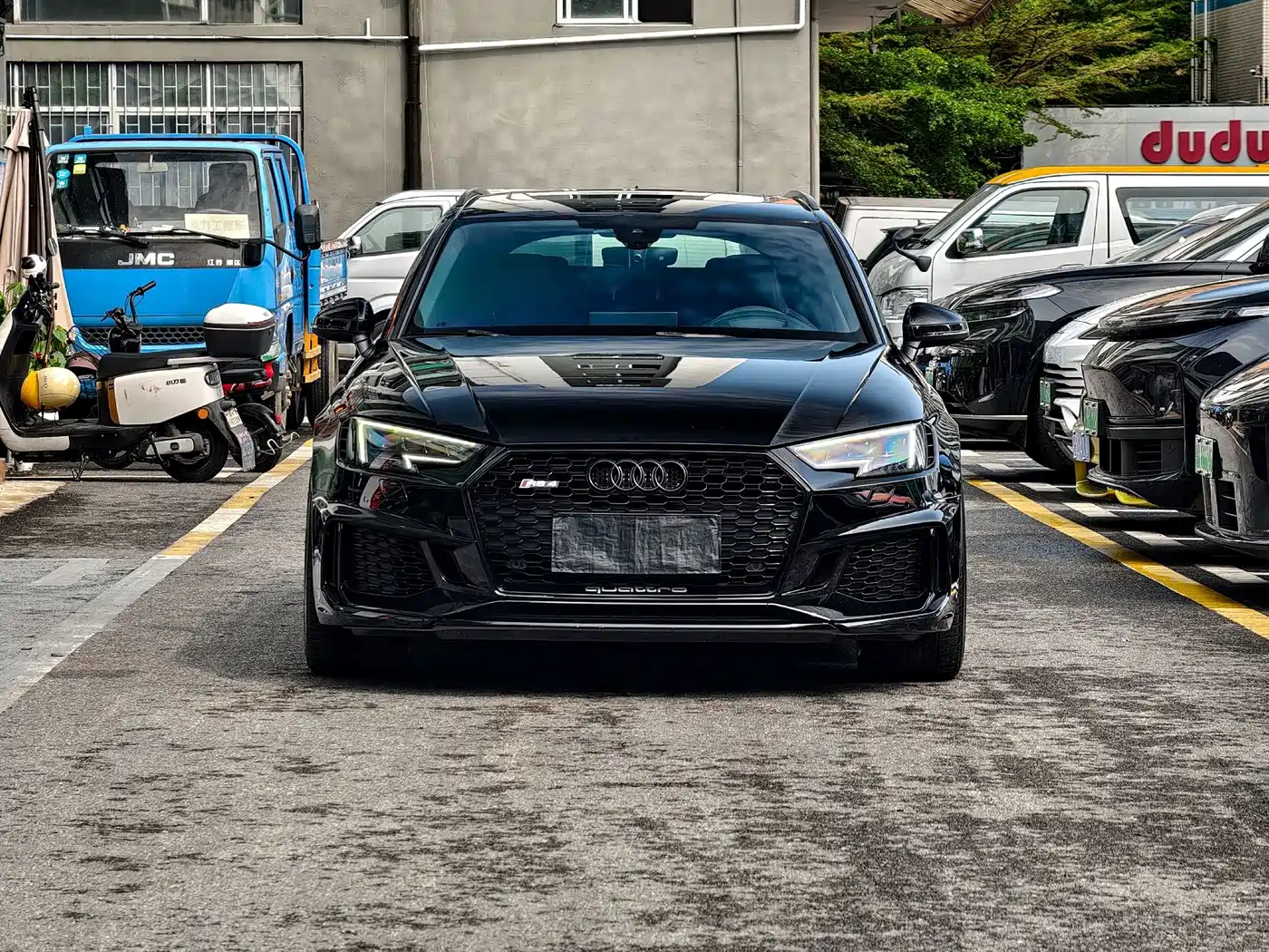 Audi RS 4 2019 RS 4 2.9T Avant фото 2