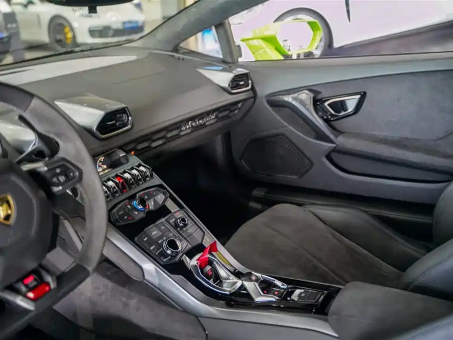 Lamborghini Huracán 2014 LP 610-4 фото 15