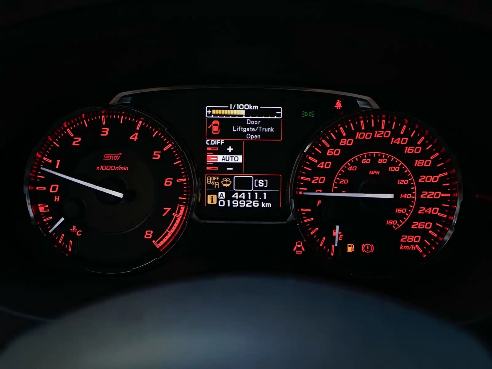 Фото 9 - Subaru WRX