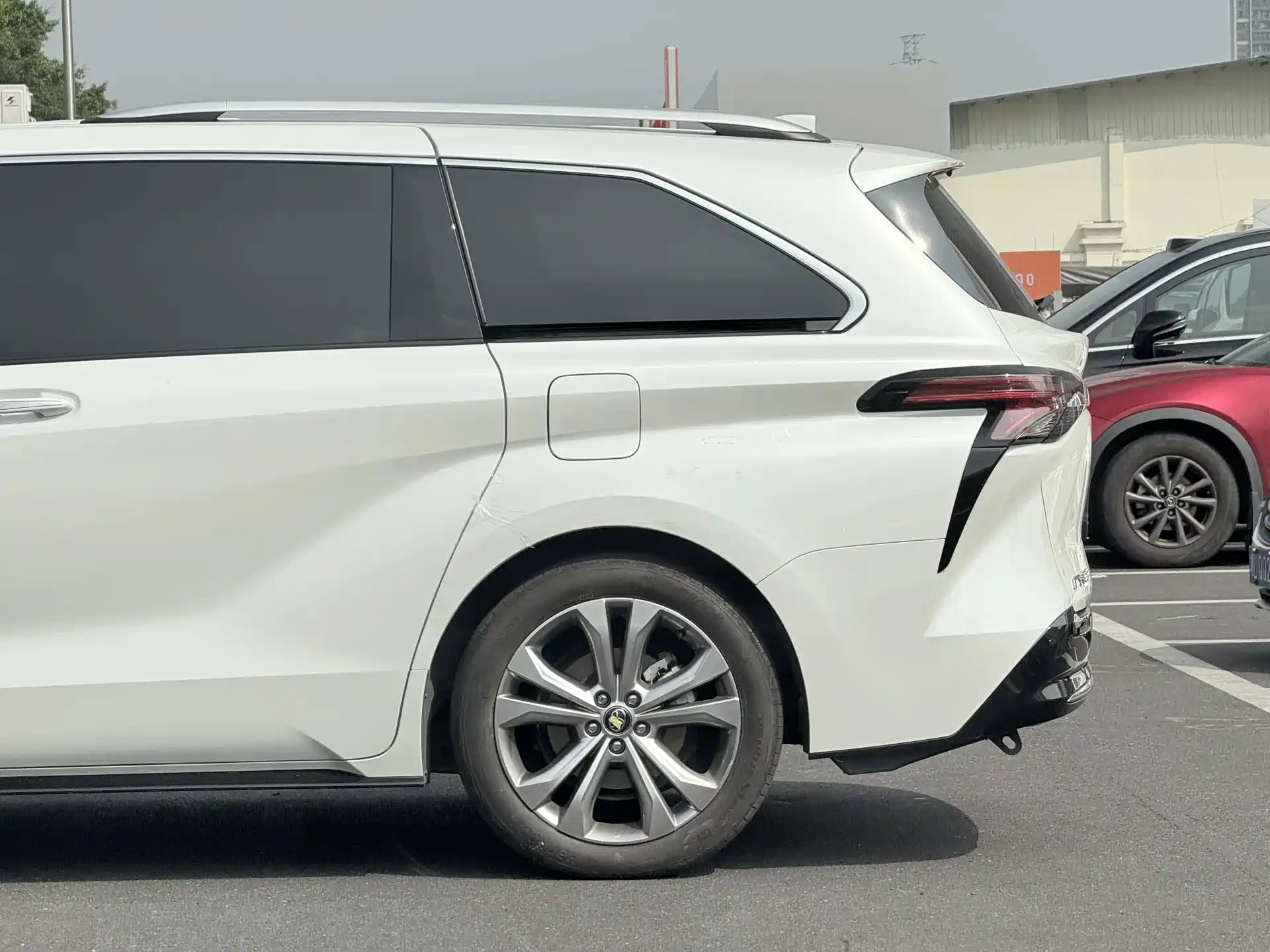 صورة 7 - Toyota Sienna