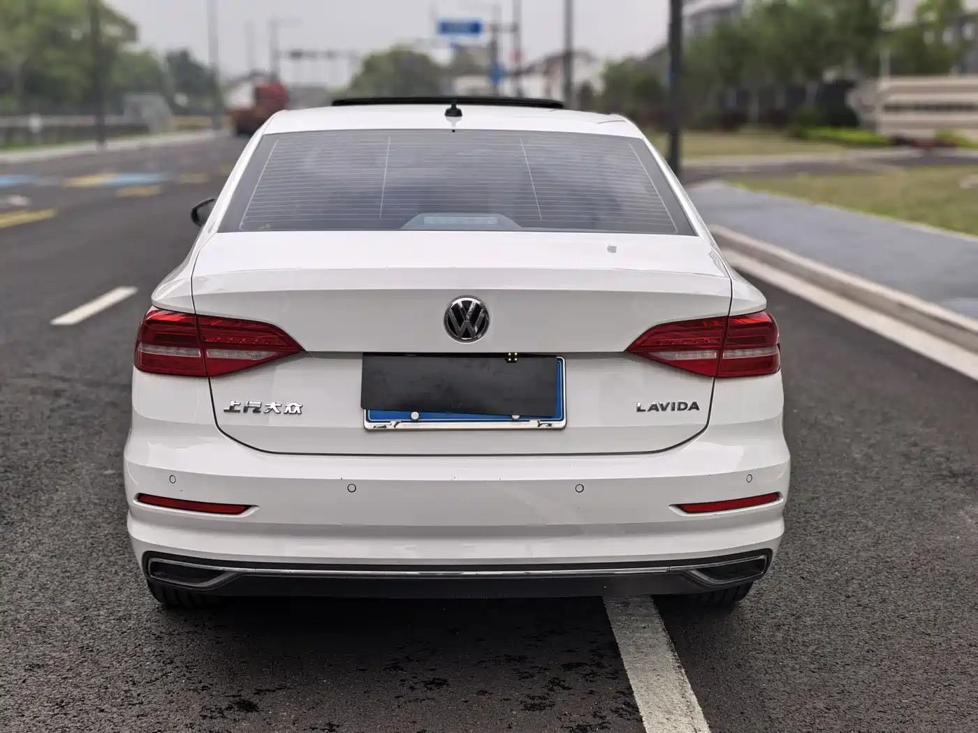 Volkswagen Lavida 2019 1.5L Automatic Comfort Edition China VI фото 6