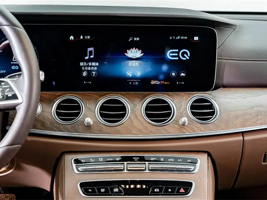 Mercedes-Benz E-Class New Energy 2022 E 350 e L Plug-in Hybrid Sedan фото 14