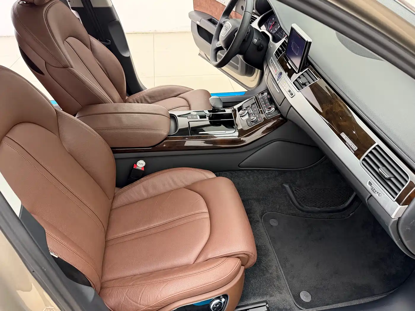 Audi A8 2013 A8L 45 TFSI quattro Comfort фото 12