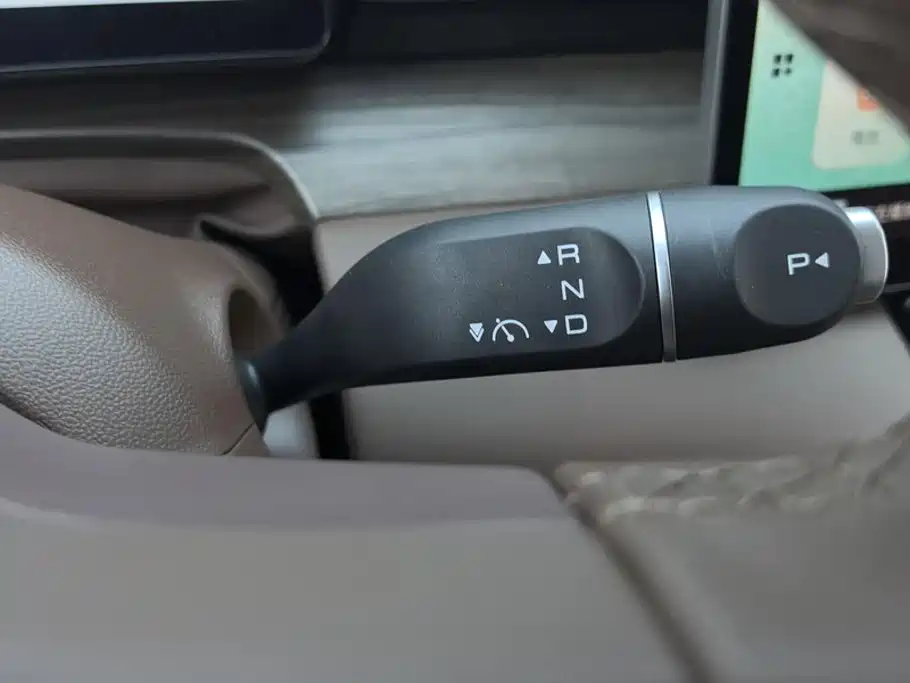 صورة 15 - Wuling Motors Wuling Xingguang S