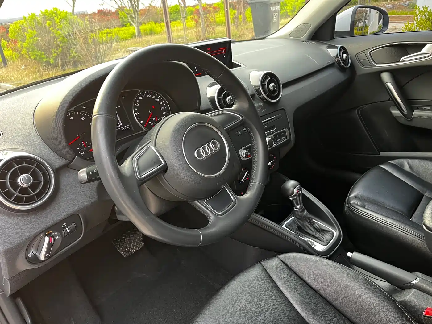 Audi A1 2016 2016 30 TFSI Sportback Design Style Edition