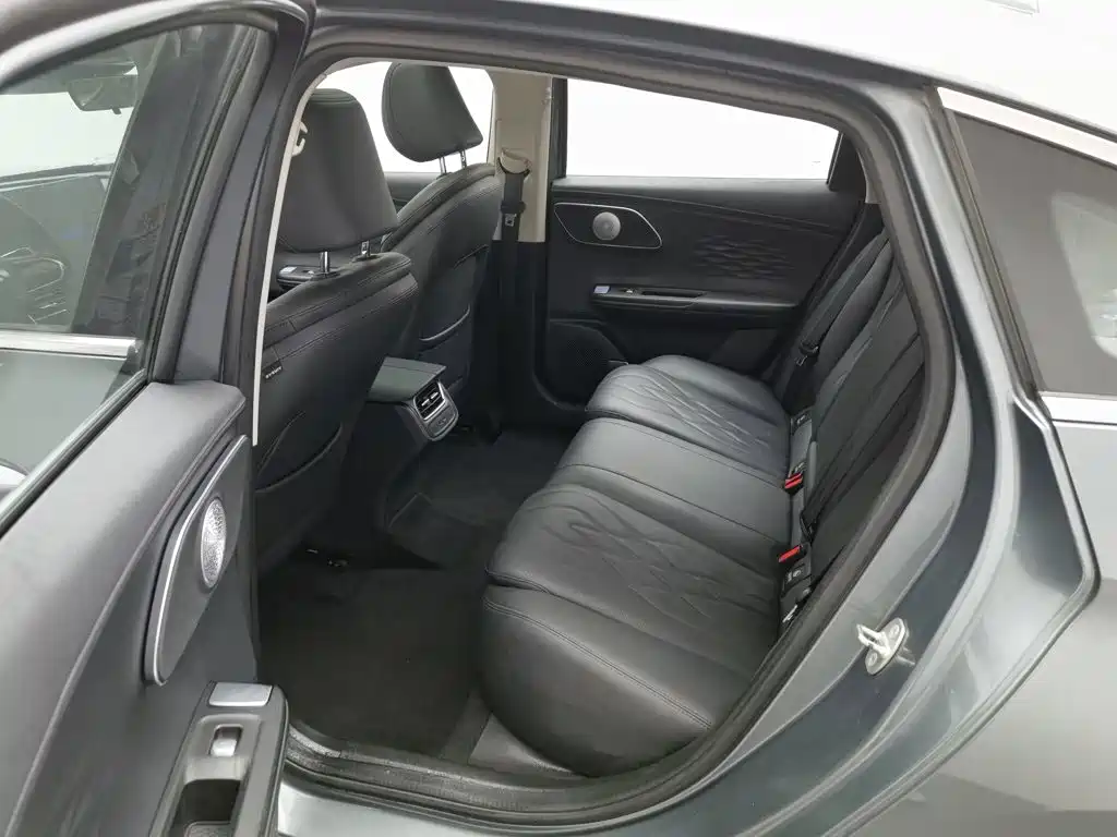 Chery Fengyun Fengyun A8L 2025 2025 1.5TGDI 145km Luxury