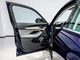 Photo 7 - Audi Q6