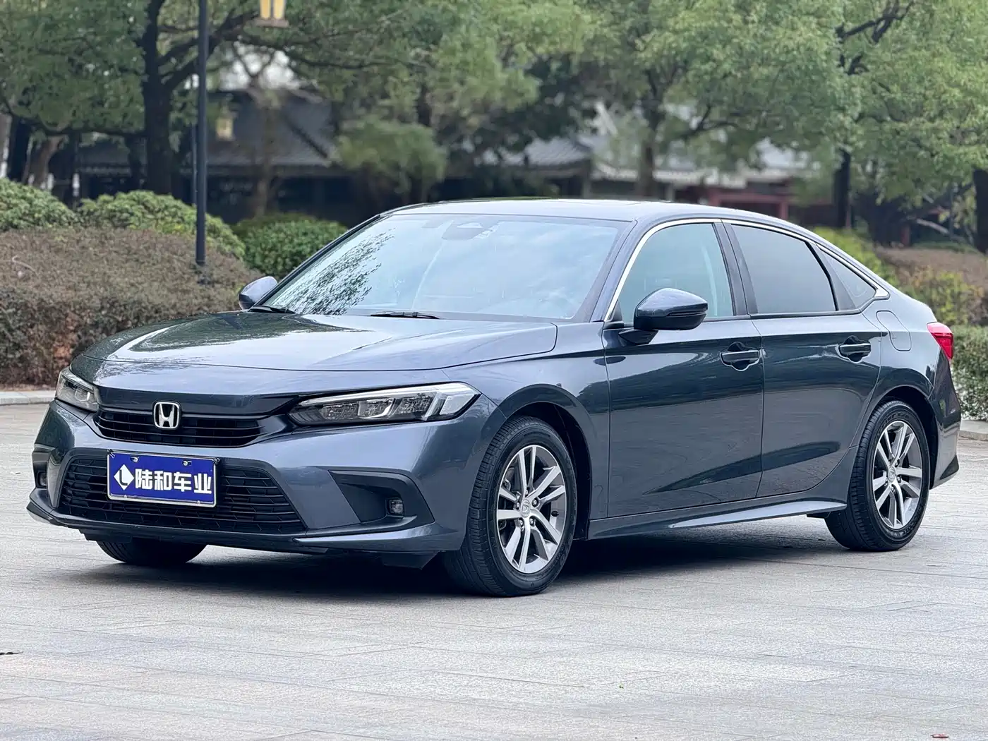 Фото 1 - Honda Civic