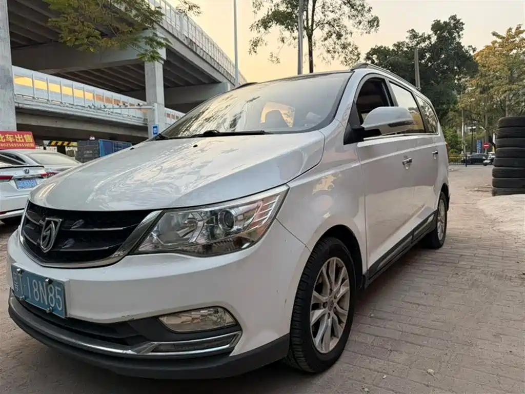 BAOJUN 730