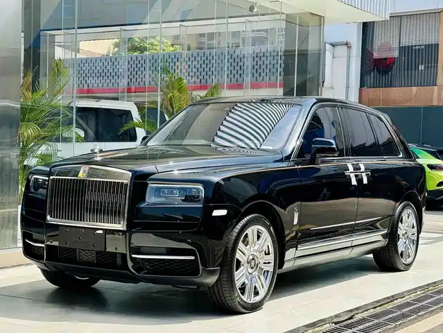 Rolls-Royce Cullinan 2018 4-Seater Version
