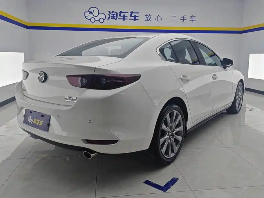 2026 Mazda Mazda3 Axela