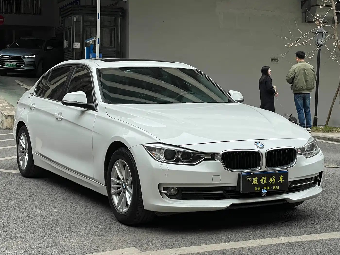 BMW 3 Series 2014 320Li Fashion фото 3