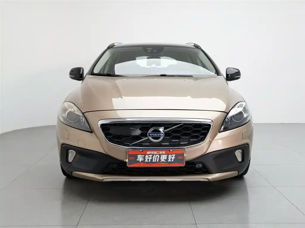 Volvo V40 2014 Cross Country T5 AWD Premium фото 3