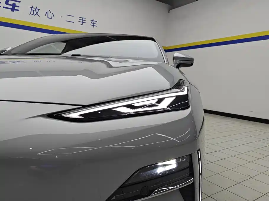 Geely Galaxy Galaxy E8 2025 2025 700km Long Voyage Smart Drive Edition
