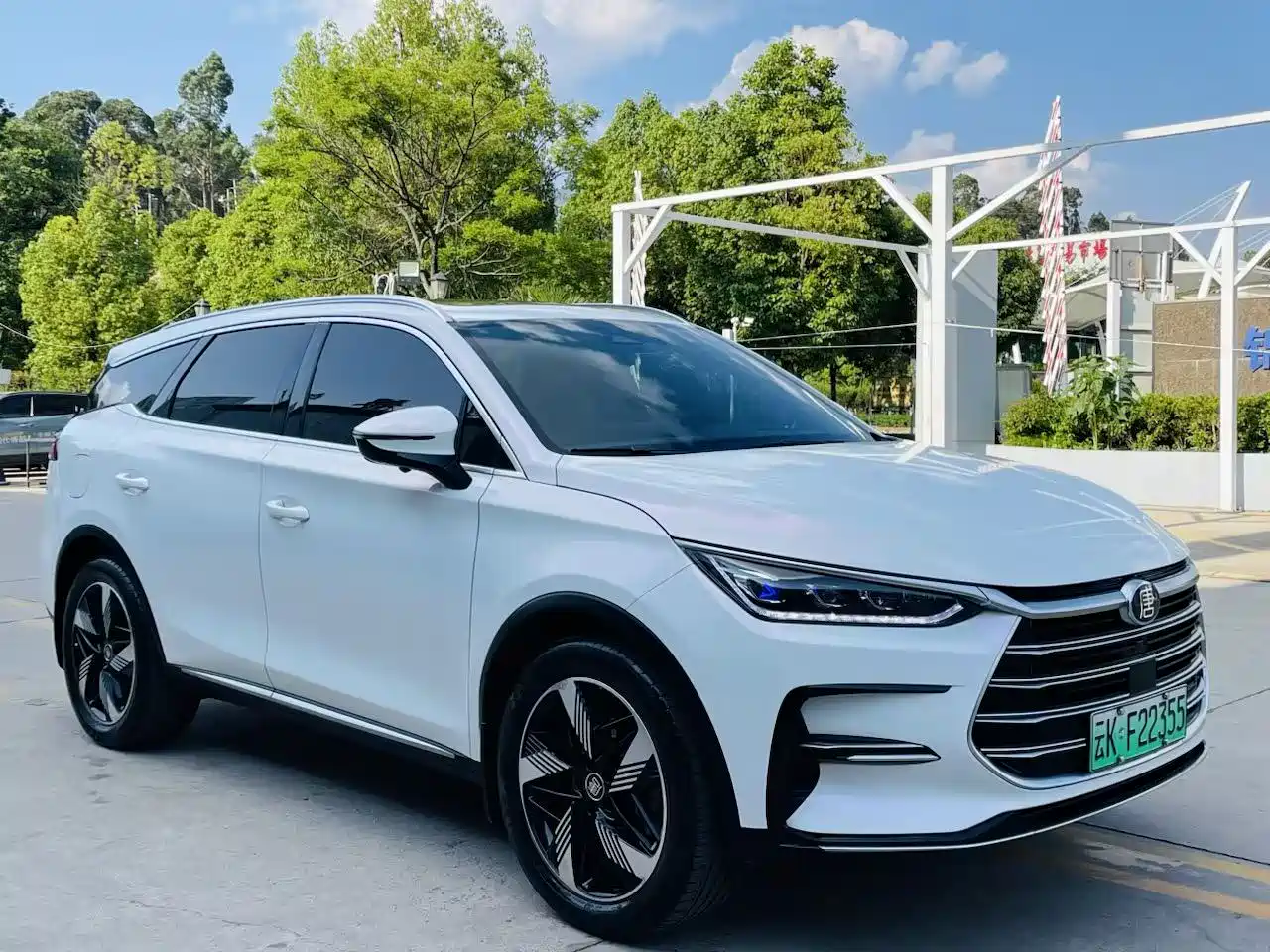 BYD Tang New Energy 2023 Model DM-i Champion Edition 112KM Deluxe фото 3