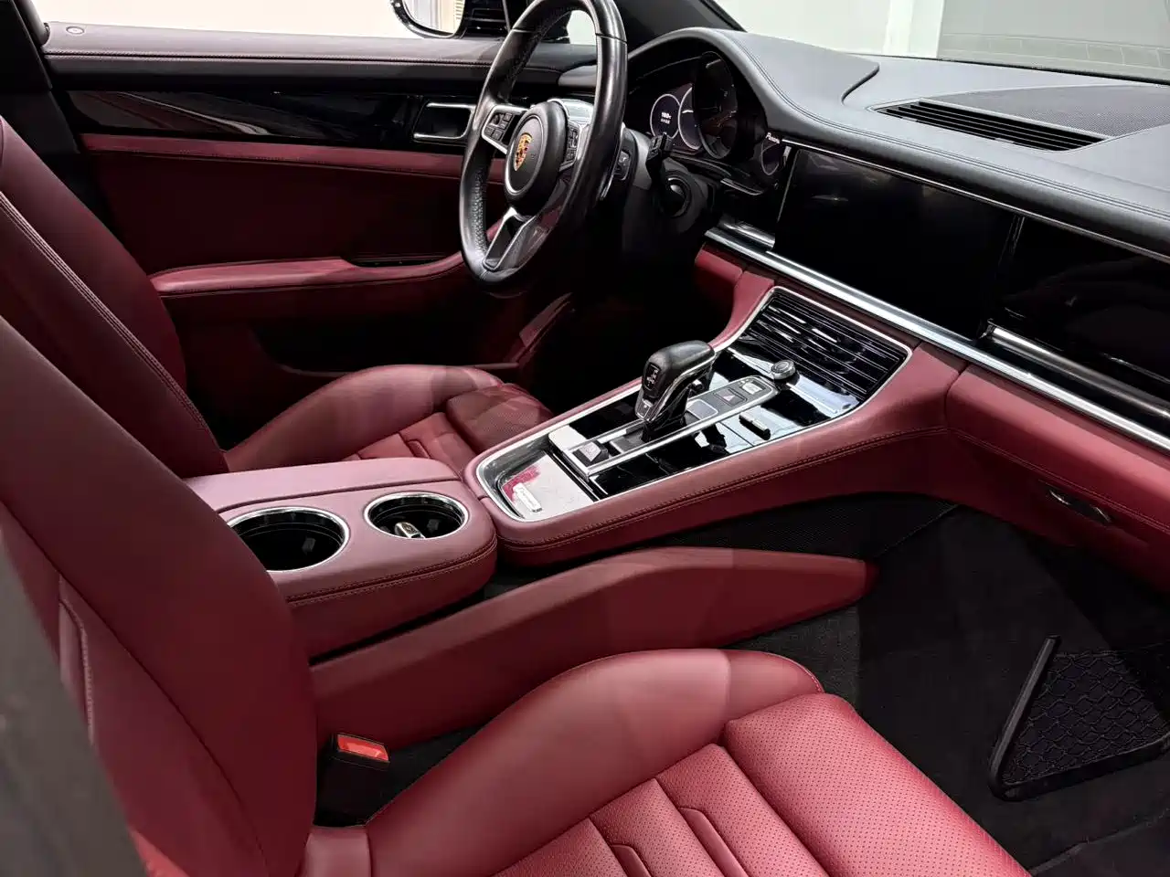 Porsche Panamera 2017 Panamera 3.0T фото 15