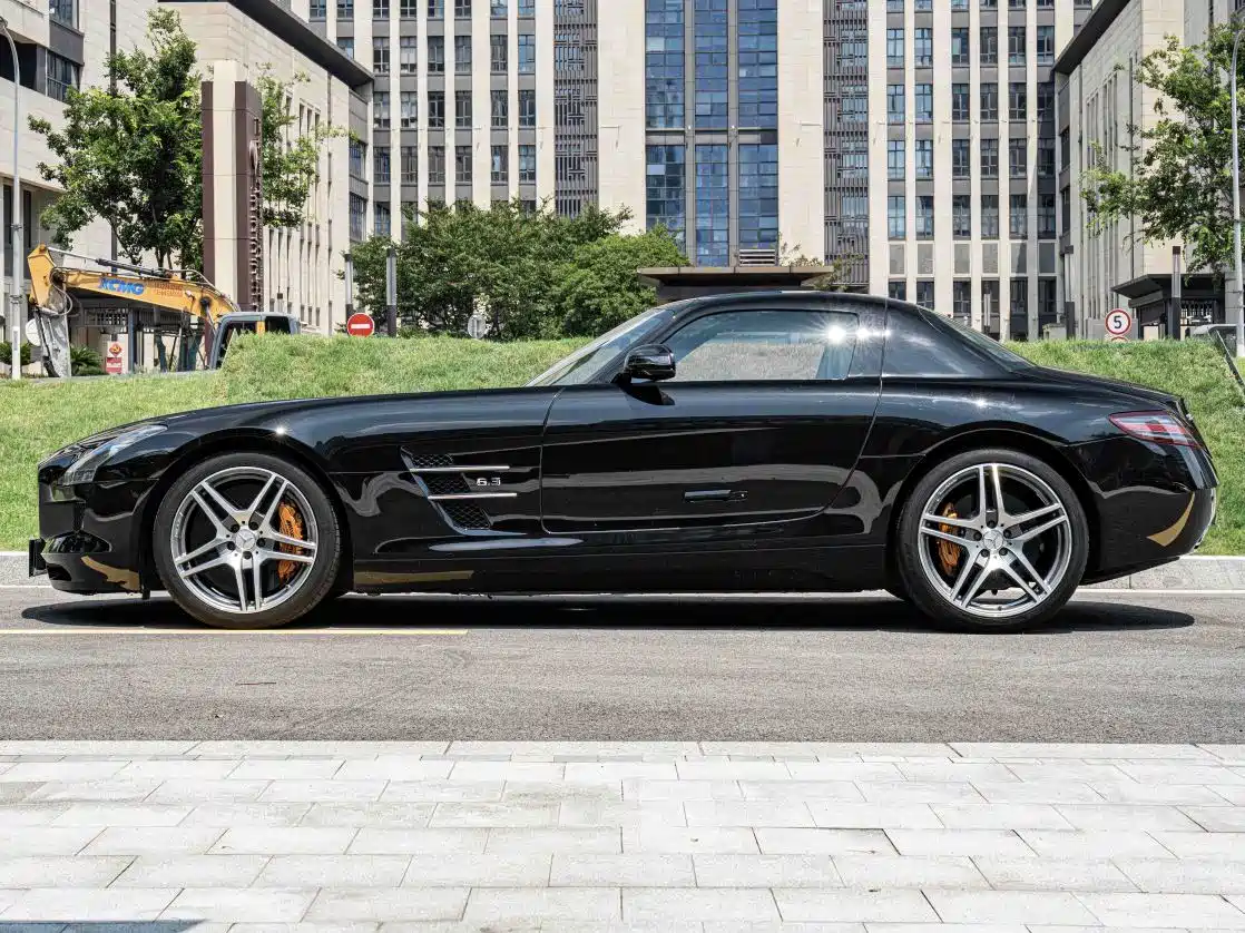 Mercedes-Benz SLS AMG 2013 2011 SLS AMG
