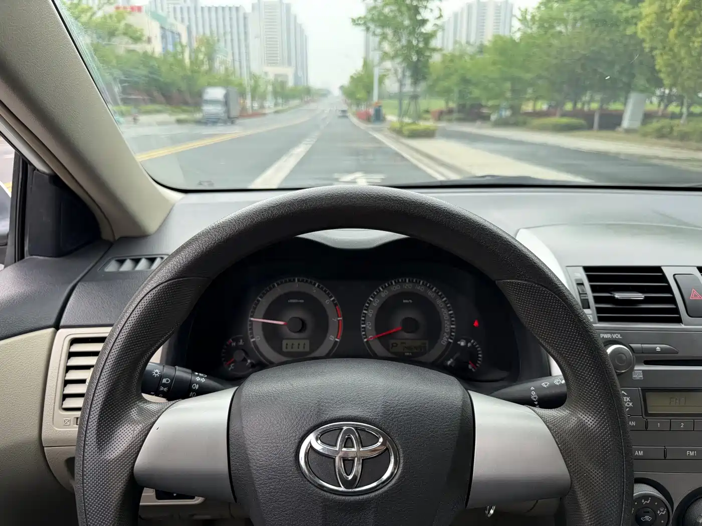 Toyota Corolla 2011 1.6L Automatic GL фото 17