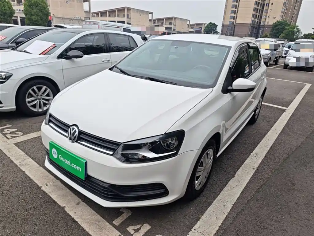 Volkswagen Polo 2016 1.4L Manual Trend фото 2