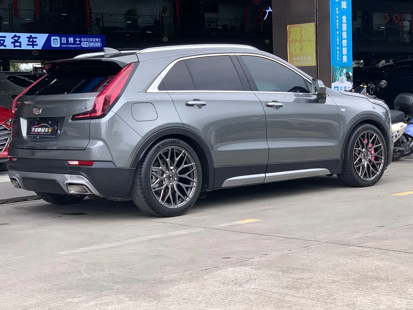 Cadillac XT4 2018 28T FWD Leading Edition фото 4