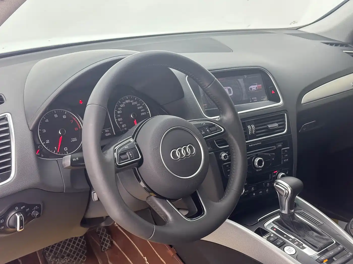 Audi Q5 2018 Collector's Edition 40 TFSI Technology фото 5