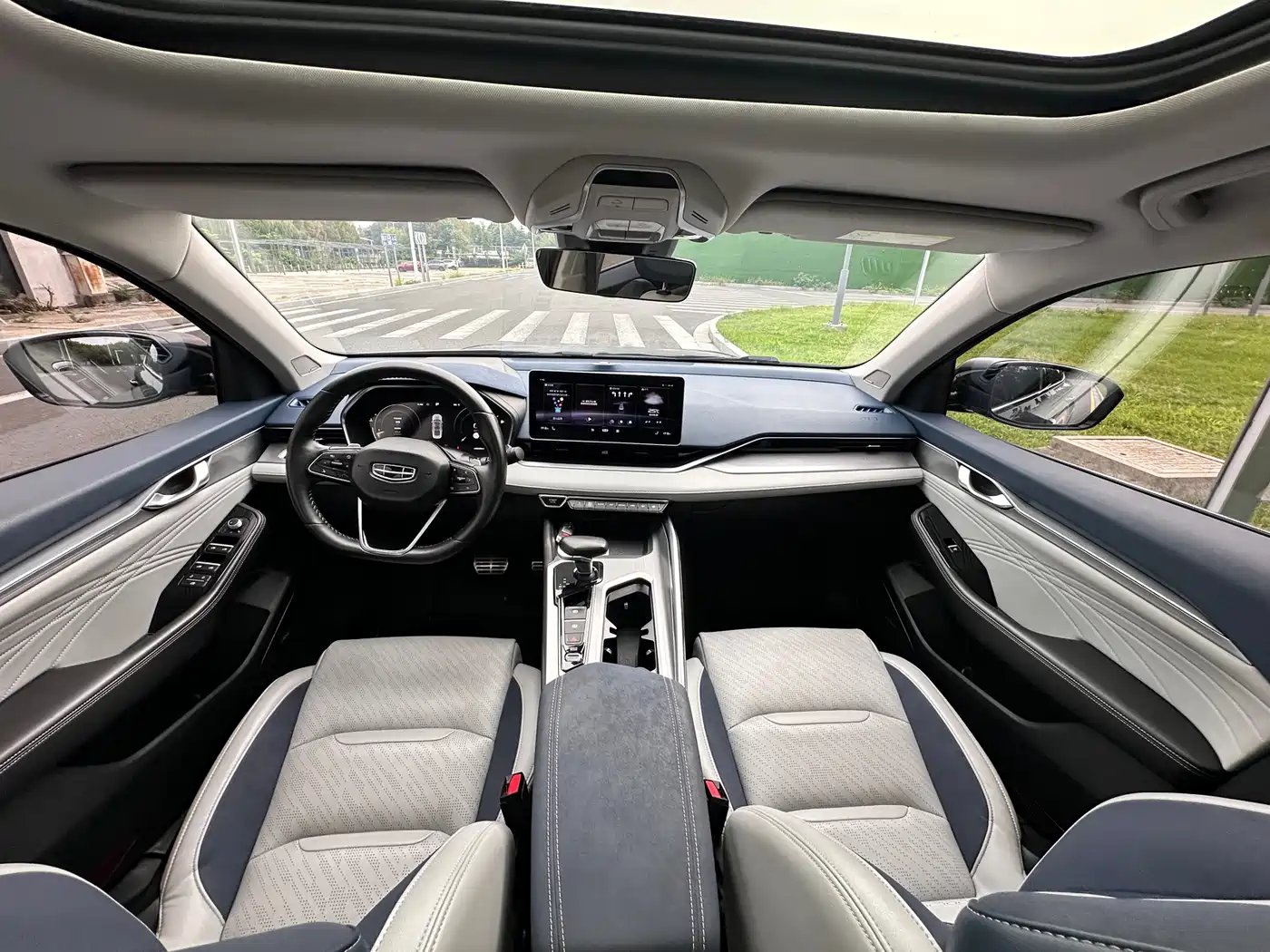 GEELY AUTOMOBILE XINGRUI