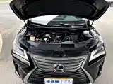 Фото 31 - Lexus RX