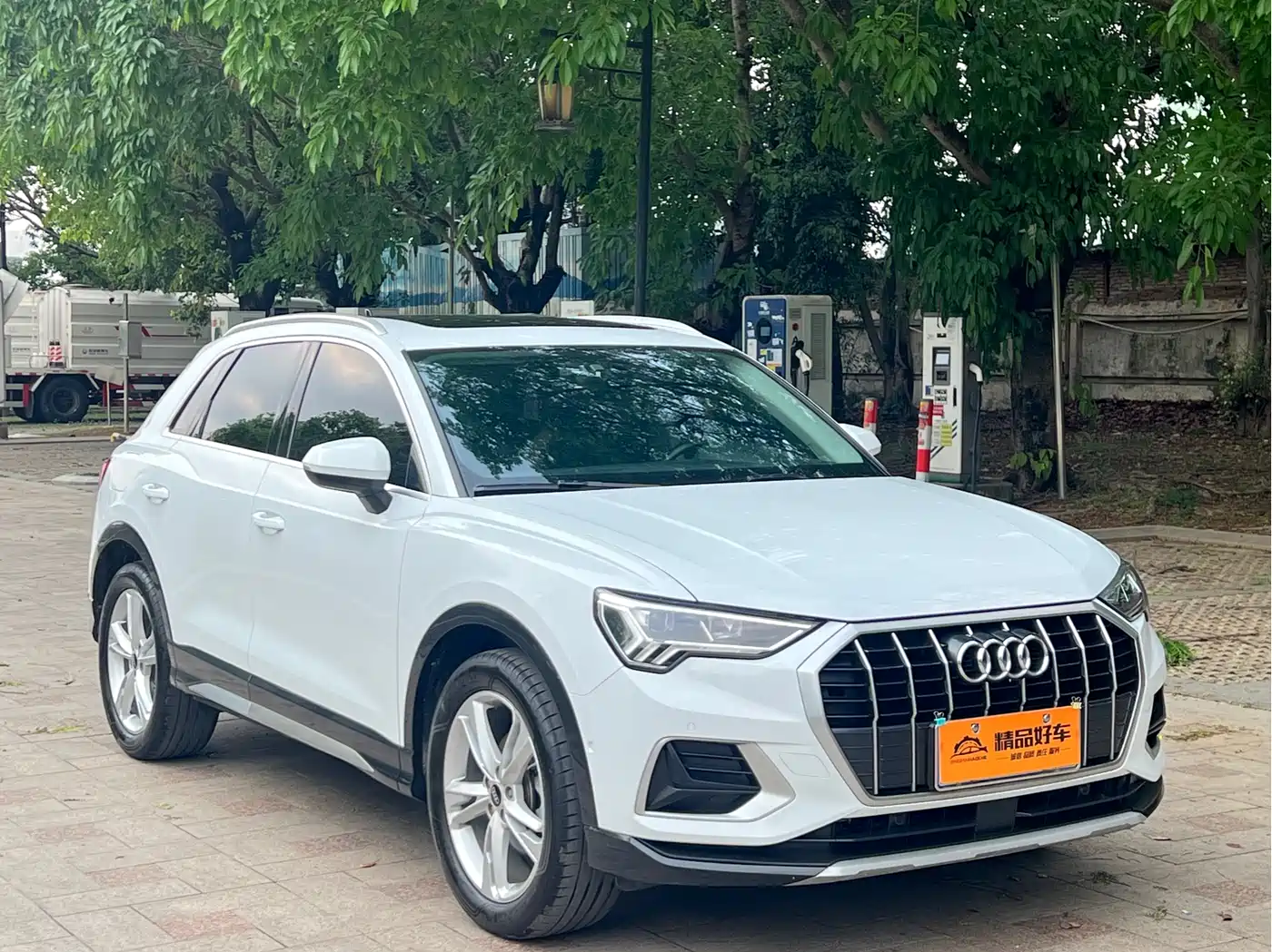 Audi Q3 2022 35 TFSI Fashion Elegance фото 3