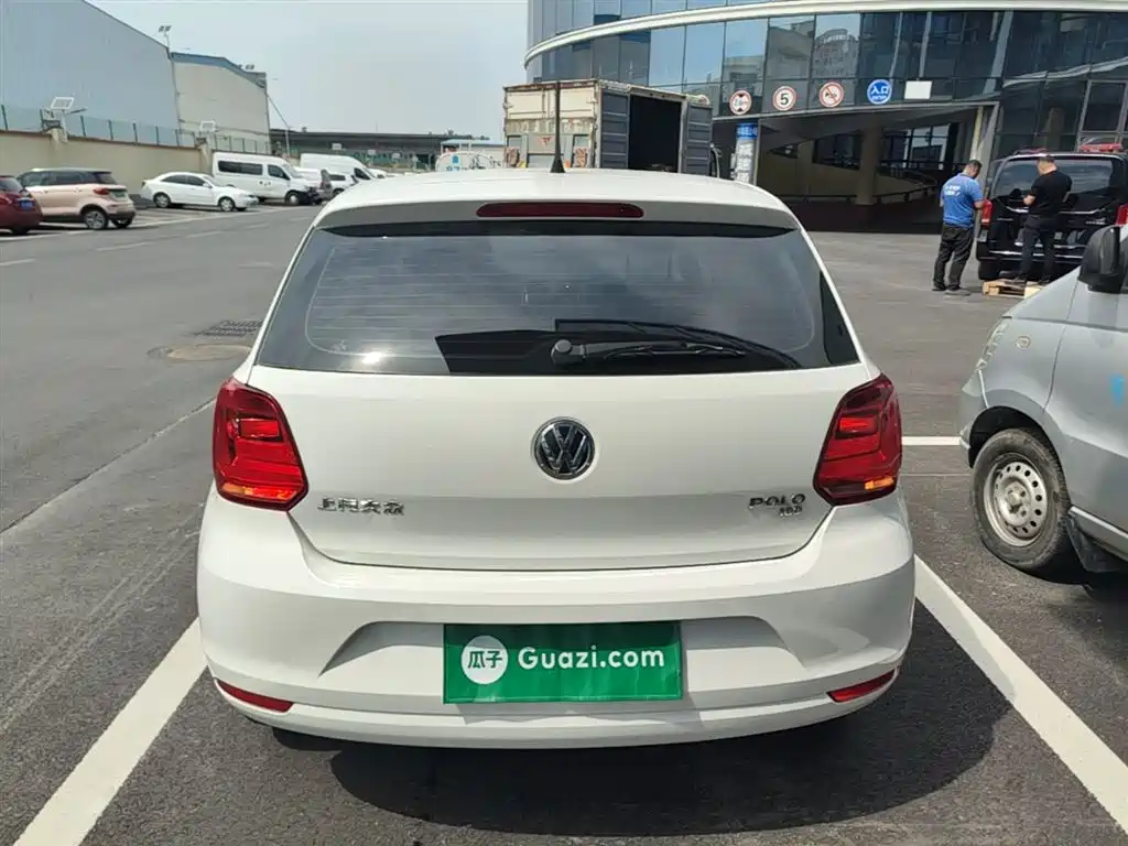 Volkswagen Polo 2018 1.5L Auto Safe Drive фото 5