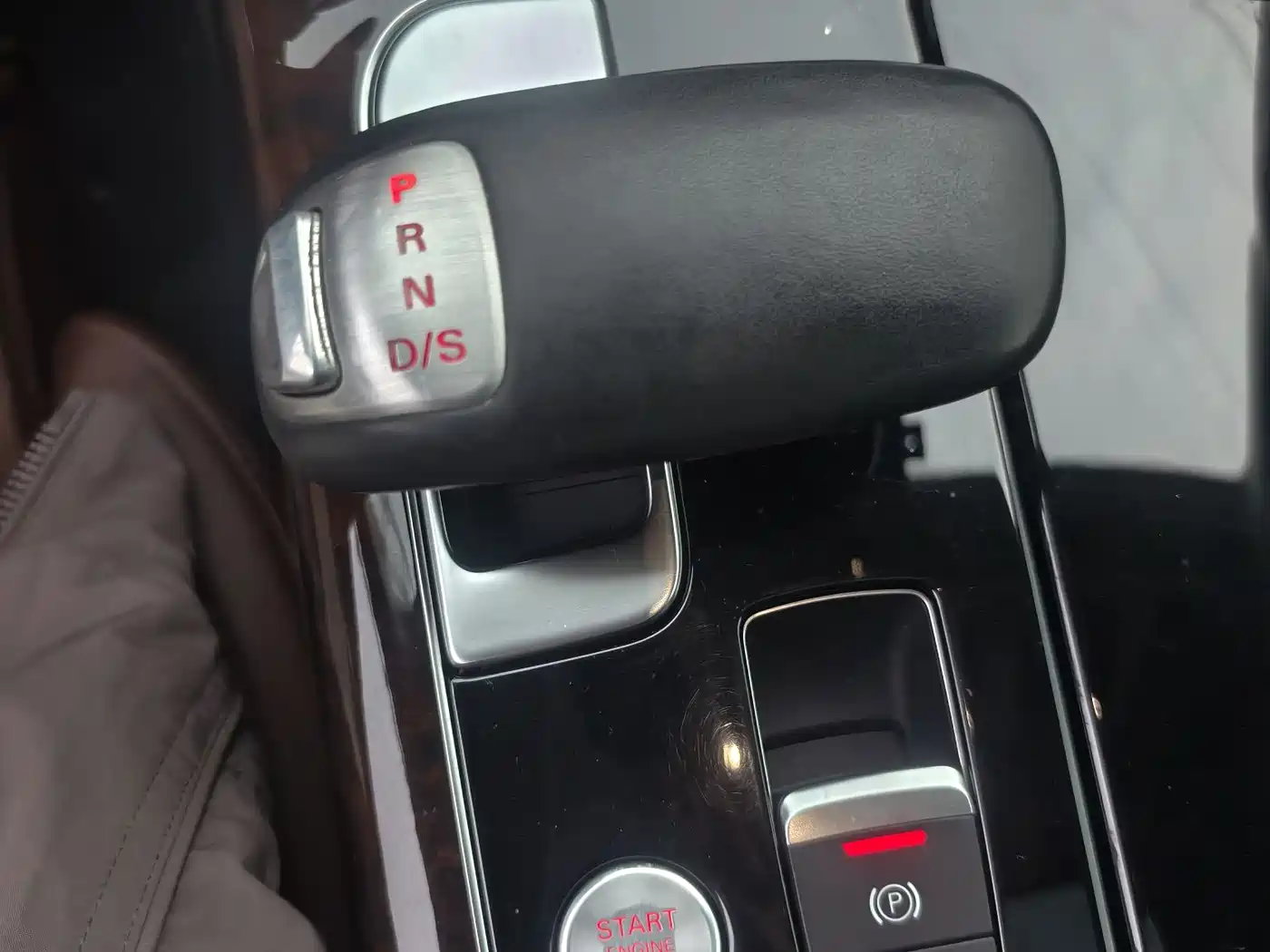 Audi A8 2016 A8L 45 TFSI quattro Comfort фото 12