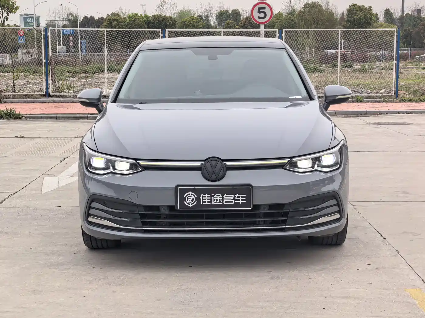 Volkswagen Golf 2021 280TSI DSG Pro Launch Edition фото 2