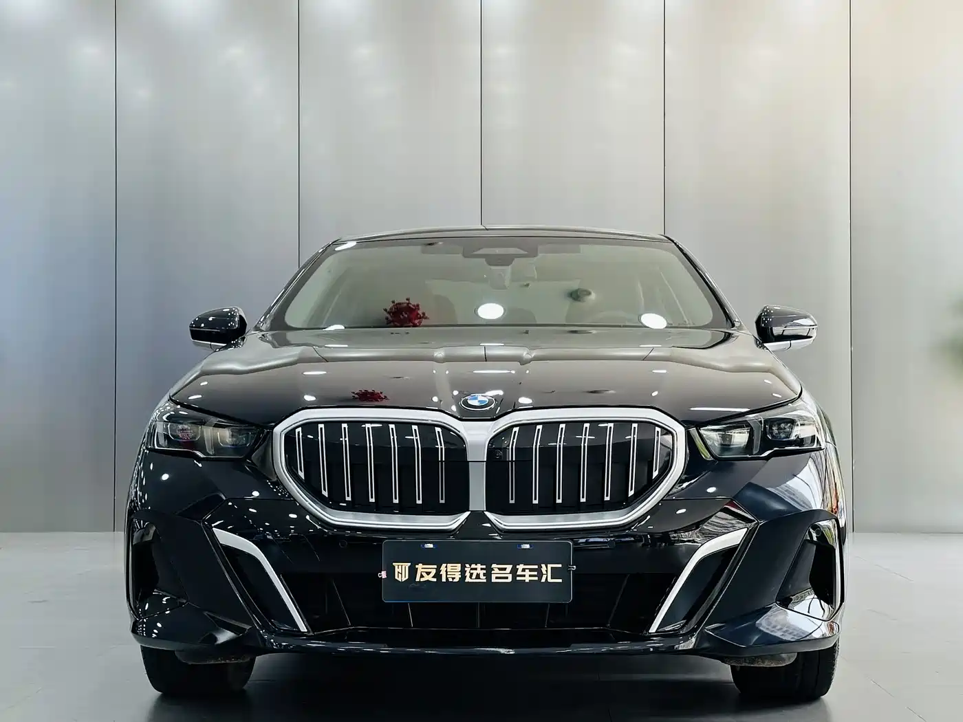 BMW 5 Series 2025 530Li Premium M Sport Package фото 2