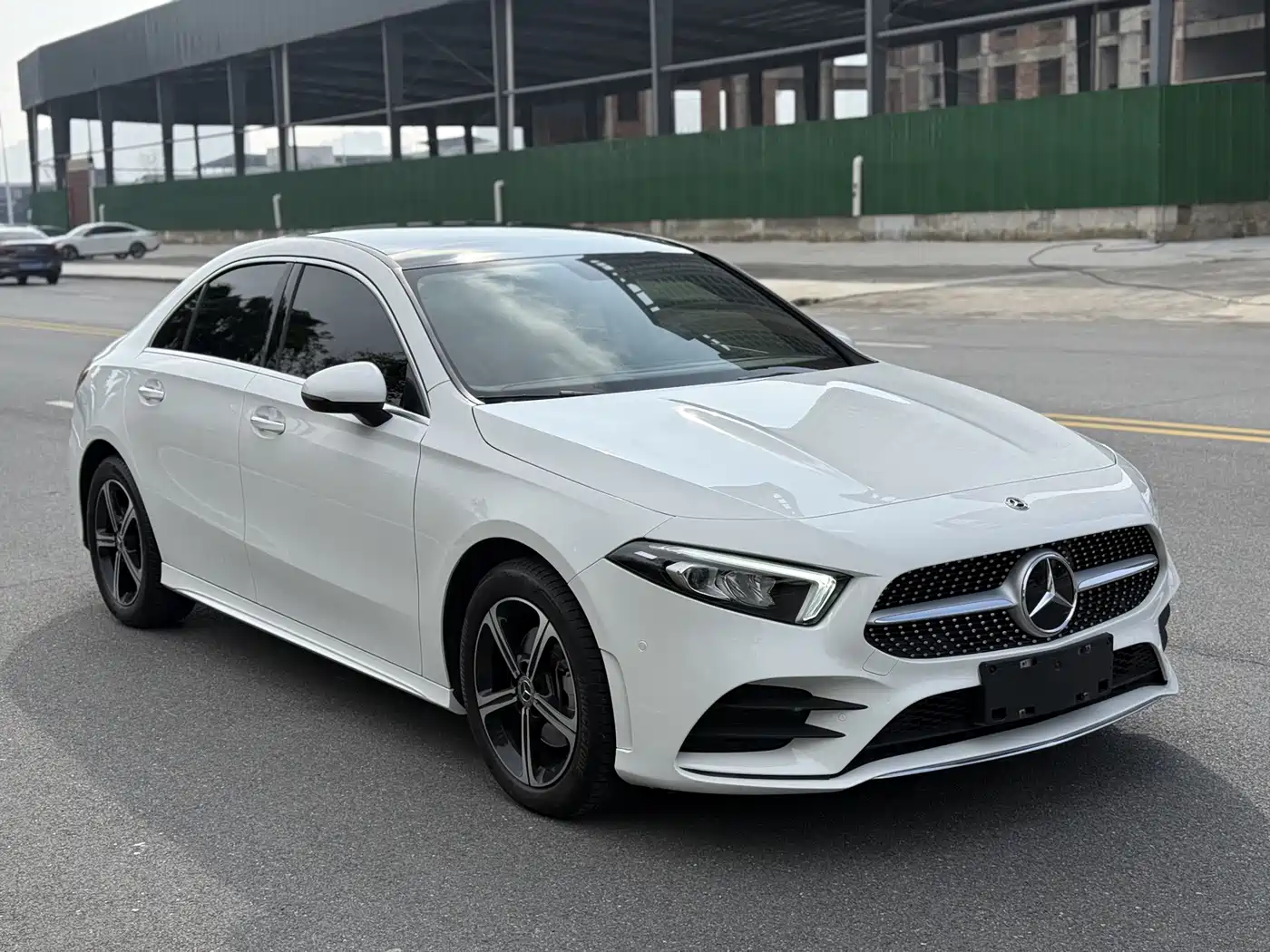 Mercedes-Benz A-Class 2022 Facelift III A 200 L Sport Sedan Fashion фото 3