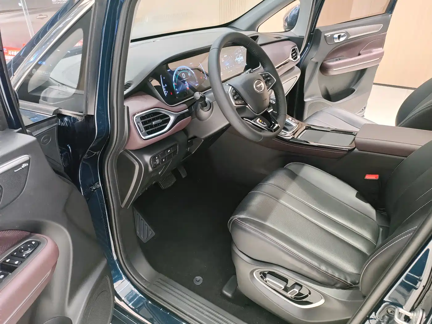 GAC Trumpchi Trumpchi M6 2023 PRO 270T DCT Luxury Edition фото 9